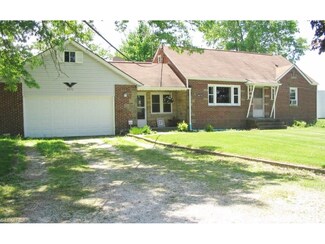 8372 Tallmadge Rd, Ravenna, OH 44266