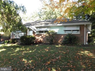 305 S Willow St, Fleetwood, PA 19522