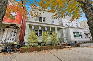 182 Avenue F Unit 1, Bayonne, NJ 07002