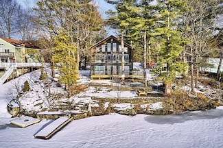 66 Laurel Ln Unit 1, Lunenburg, MA 01462
