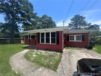 2025 Poplar Dr, Fayetteville, NC 28304