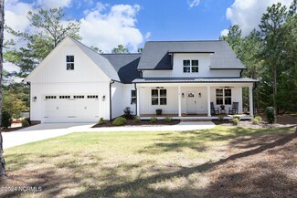 4 Opal Ln, Pinehurst, NC 28374