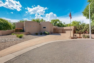 2600 Griegos Place NW, Albuquerque, NM 87107