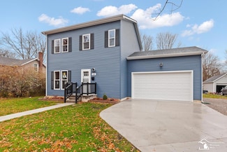 146 Budlong St, Adrian, MI 49221