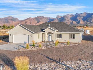 718 Bronco Dr, Spring Creek, NV 89815