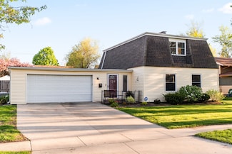 124 Mattek Ave, Dekalb, IL 60115