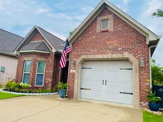 167 Cottage Ln, Florence, AL 35630