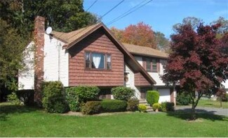 41 Lantern Ln, Randolph, MA 02368