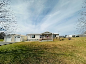 481 Hitchcock Rd, Dunlap, TN 37327