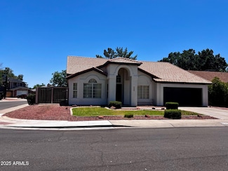 4003 W Soft Wind Dr, Glendale, AZ 85310