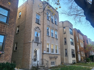 4831 Lee St, Skokie, IL 60077