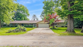 16801 Darling Rd, Woodburn, IN 46797