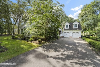 55 Bergerville Rd, Freehold, NJ 07728