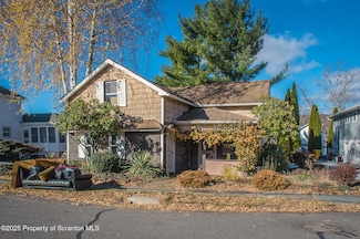 140 Cemetery St, Archbald, PA 18403