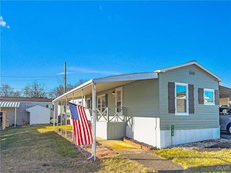 153 Finch Ln, Bath, PA 18014