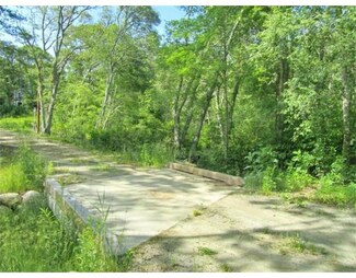 23 Grist Mill Rd, Harwich, MA 02645