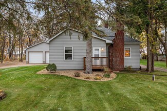 19223 Gillis St NW, Cedar, MN 55011
