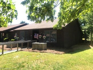 461 James Ct, High Point, NC 27265