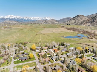 1780 W Pack Saddle Dr, Jackson, WY 83001