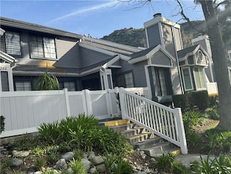 254 Spruce Ct, Azusa, CA 91702