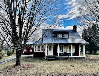 33 Washington St, Caribou, ME 04736