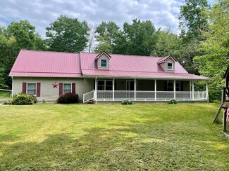 2235 St Rt 220 Side St, Piketon, OH 45661