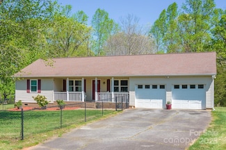 174 Stewart Acres Dr, Statesville, NC 28677