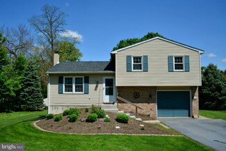 3 Eric Rd, Ronks, PA 17572