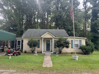 106 Church Dr, Winton, NC 27986