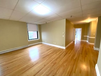 11 Lawrence St Unit 606, Lawrence, MA 01840