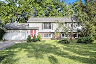 6958 Paddock Ln, Jackson, MI 49201