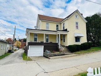 15 Lewis St, Wheeling, WV 26003