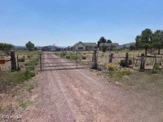 6690 N Td Way, Williams, AZ 86046