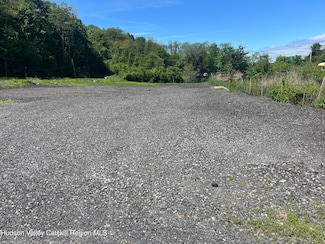 990 Flatbush Rd, Kingston, NY 12401