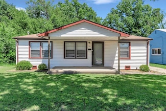 1030 S Edgemoor St, Wichita, KS 67218