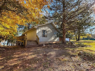 383 Meriwether Dr, Clarksville, VA 23927