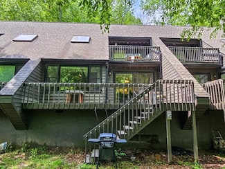 637 Riverside Dr, East Ellijay, GA 30540