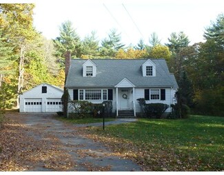 107 River Rd, Carlisle, MA 01741