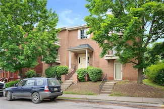 3266 Ward St Unit 8, Oakland, PA 15213