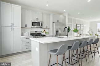 7710 Village Park Dr, Baltimore, MD 21222