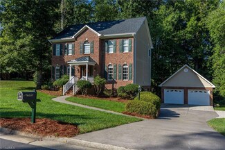 6340 Armsby Rd, Clemmons, NC 27012