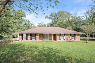 11008 Glenn Watts Rd, Baton Rouge, LA 70818