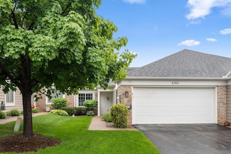 6763 Jenny Ln, Woodbury, MN 55125