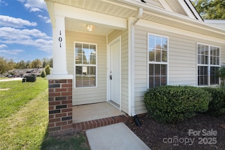 101 Bungalow Dr, Rock Hill, SC 29732