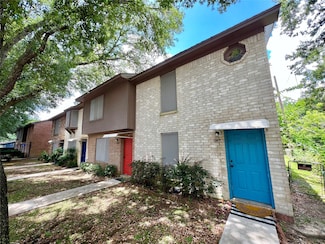 1039 N Chenango St Unit 10, Angleton, TX 77515