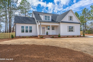1324 Niagara Carthage Rd, Carthage, NC 28327