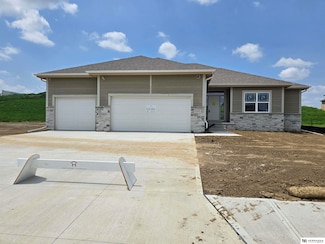 11006 N 159th Ave, Bennington, NE 68007