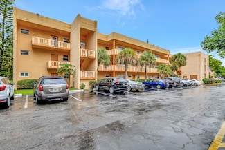 8400 Lagos de Campo Blvd Unit 308, Tamarac, FL 33321
