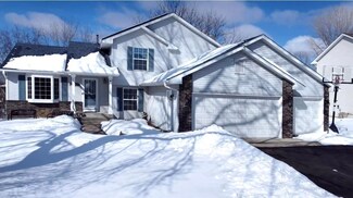 4629 Weston Hills Dr, Saint Paul, MN 55123