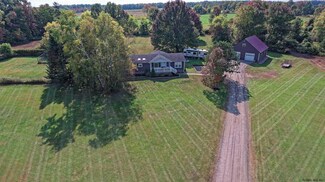 566 State Highway 162, Sprakers, NY 12166